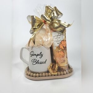 Simply Blessed Mug Gift Set with Gold Accents